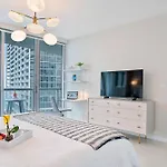 Mvr - Icon Brickell & King Suite Views